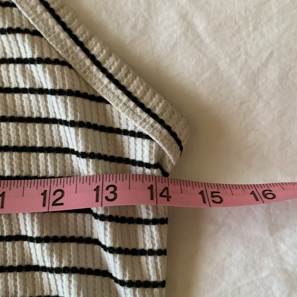 Striped top - Picture 2 of 4